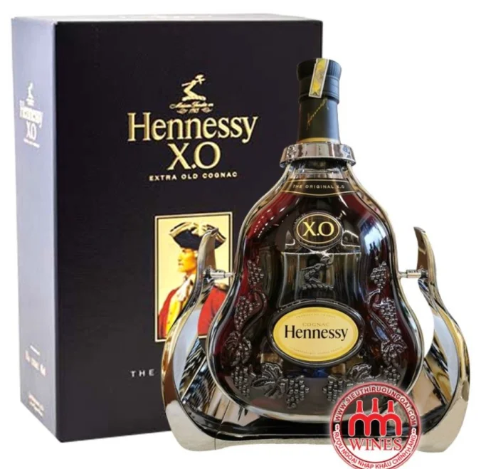Hennessy XO 1500ml + Kệ