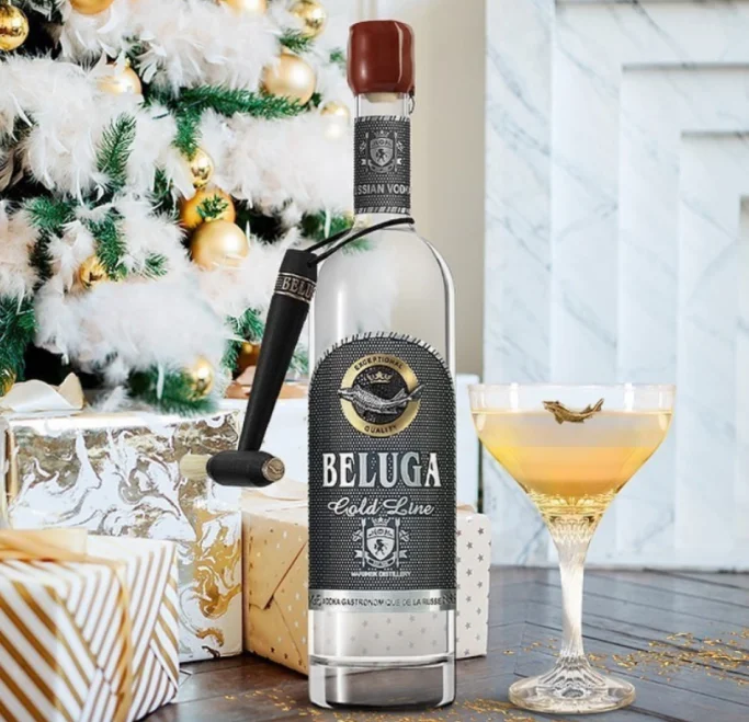 BELUGA GOLD LINE Hộp da búa 750ml