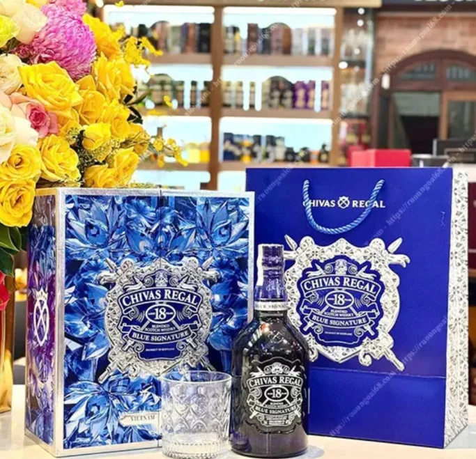 Chivas Regal 18YO Blue Signature Gift F26