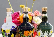 Royal Salute 21YO The Richard Quinn Daisy Edition II (Hoa Cúc Trắng)