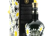 Royal Salute 21YO The Richard Quinn Daisy Edition II (Hoa Cúc Trắng)