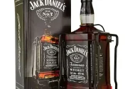 Jack Daniel's No.7 Whiskey 3Litre (Kèm kệ)