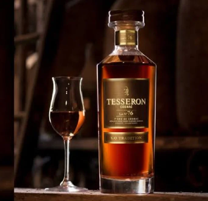 TESSERON LOT NO.76 XO TRADITION 1ST CRU DE COGNAC