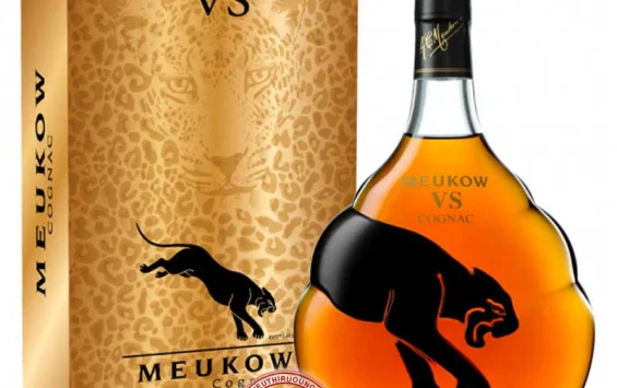 Giải mã sự khác biệt trong quy trình ủ thùng gỗ sồi của Meukow Cognac