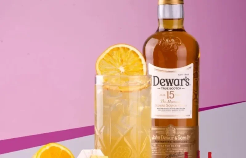 So kè Dewar's 12 và Dewar's 15: Chai nào đáng tiền nhất?