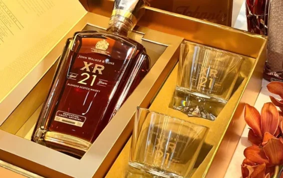 Bảng giá rượu Johnnie Walker chính hãng: Mua dòng nào hời?