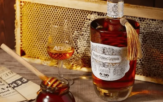 Bản giao hưởng hương vị trong từng giọt rượu Cognac Reviseur