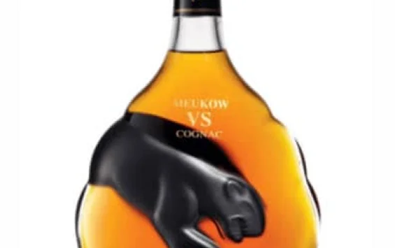 Bóc trần chiêu trò bán Meukow Cognac giả tinh vi: Bí kíp nhận biết hàng chuẩn xác