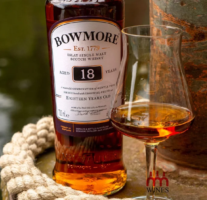 Bowmore 18YO Single Malt Whisky