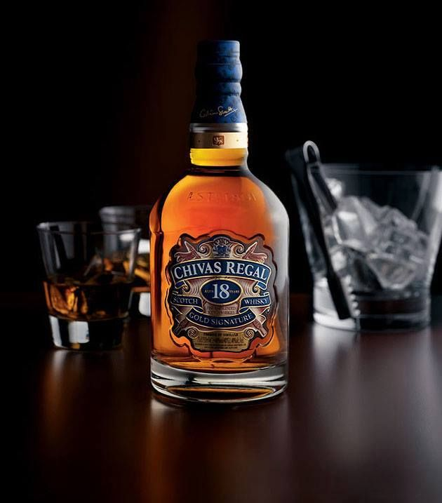Các loại rượu Chivas, phân biệt các dòng Chivas, rượu Chivas 18 Blue, hương vị rượu Chivas, dòng Chivas nào ngon nhất.