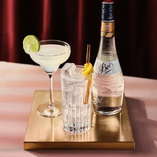 Các loại rượu Bols Liqueur ngon nhất, tổng hợp rượu Bols được yêu thích, các vị rượu Bols phổ biến, rượu mùi Bols pha cocktail, Bols Liqueur mua loại nào, ứng dụng rượu Bols trong pha chế.