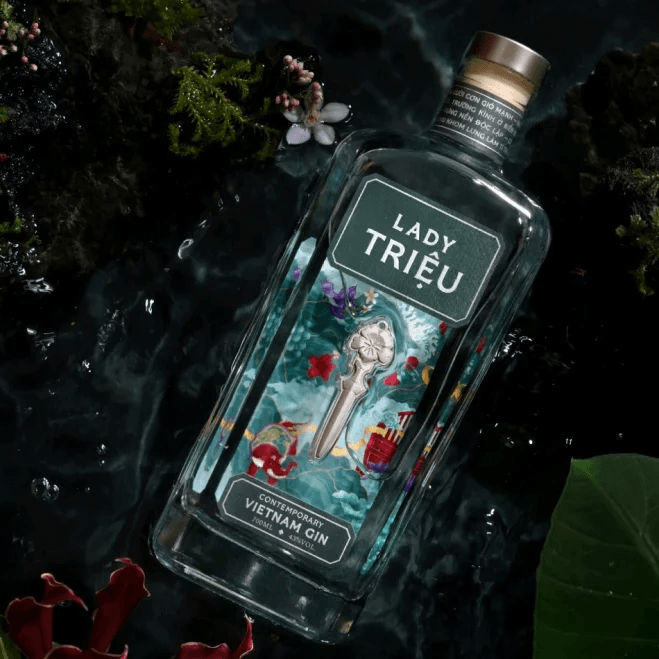 Lady Trieu Contemporary Vietnam Gin