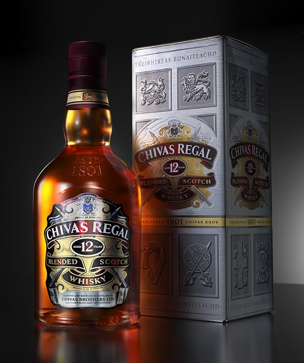 văn hóa uống Chivas giới trẻ, xu hướng chọn rượu mạnh hiện đại, phong cách thưởng thức Chivas
